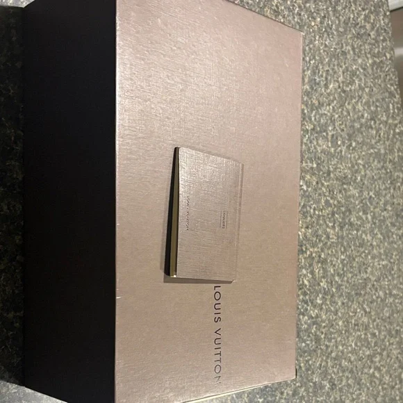 Louis Vuitton Elegant Black Peep-Toe Heels - Picture 5 of 5